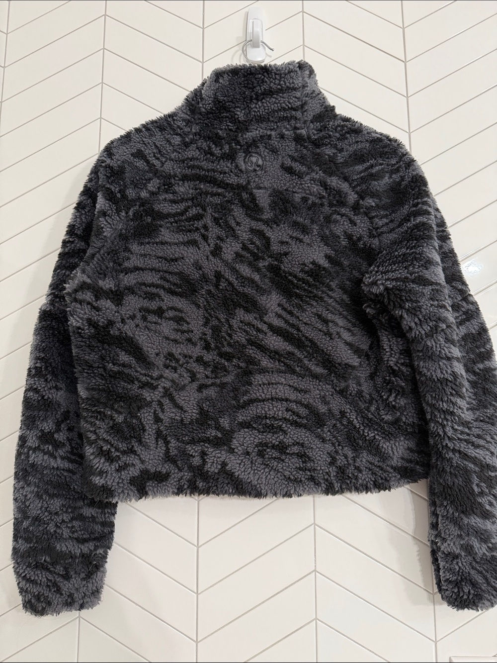 Lululemon Scuba Oversized Fleece Funnel Neck Camo | |XS/S - Picture 6 of 13